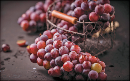 Grapes product image.