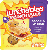 Lunchables product image.